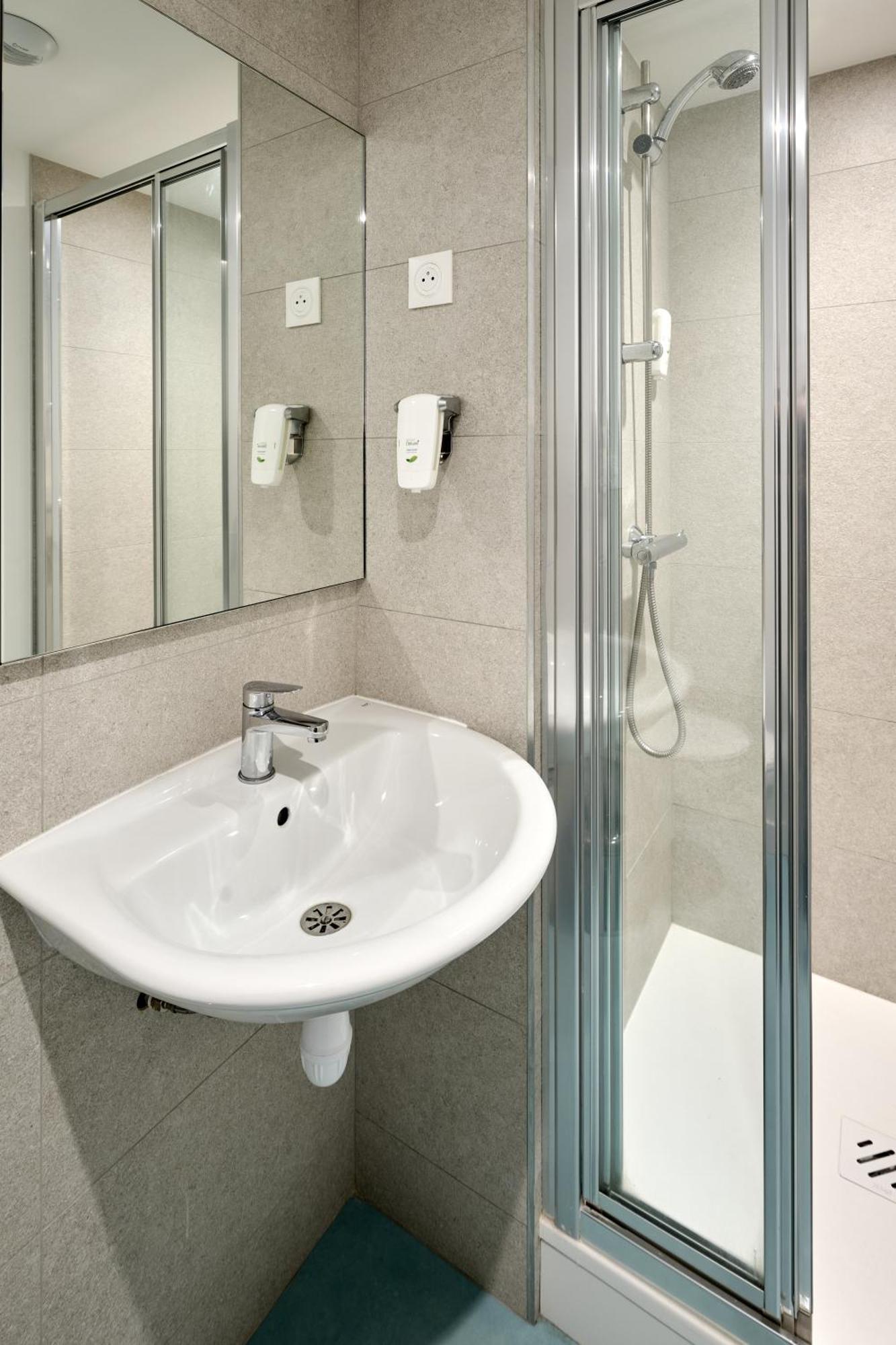 Kyriad Direct Moulins Sud - Yzeure Exterior photo